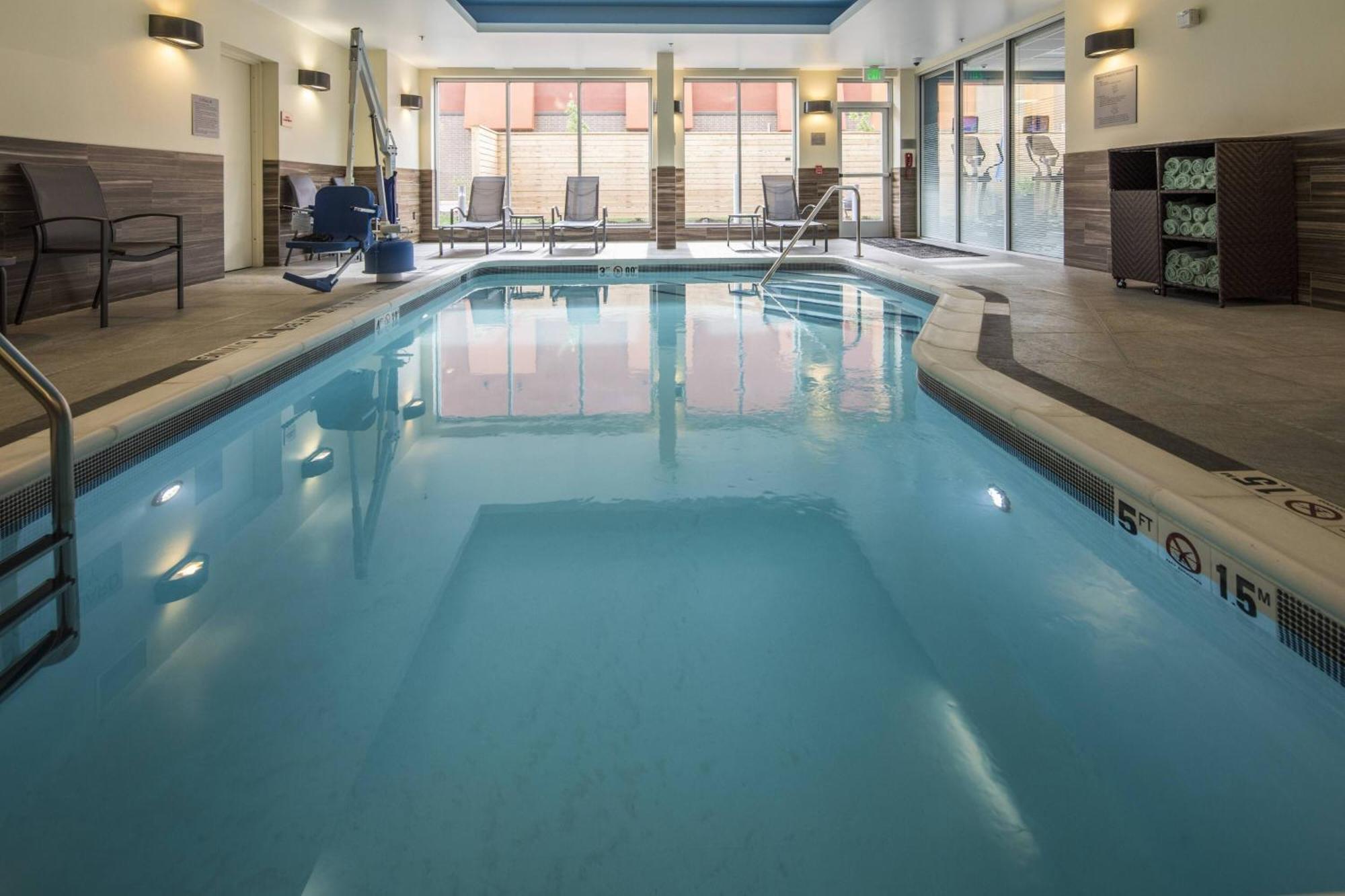 Fairfield Inn & Suites By Marriott Pittsburgh North/Mccandless Crossing McCandless Township Dış mekan fotoğraf