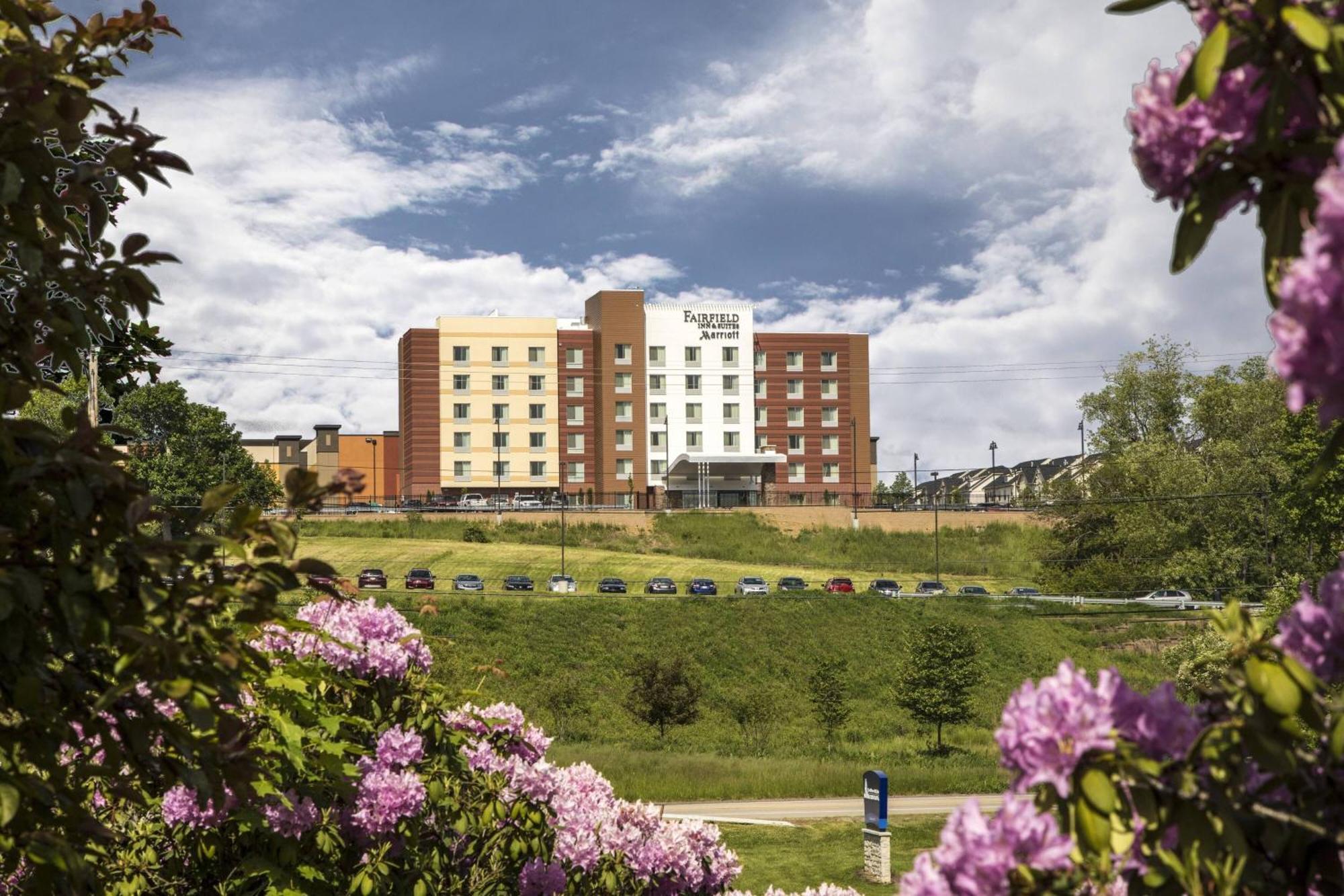 Fairfield Inn & Suites By Marriott Pittsburgh North/Mccandless Crossing McCandless Township Dış mekan fotoğraf